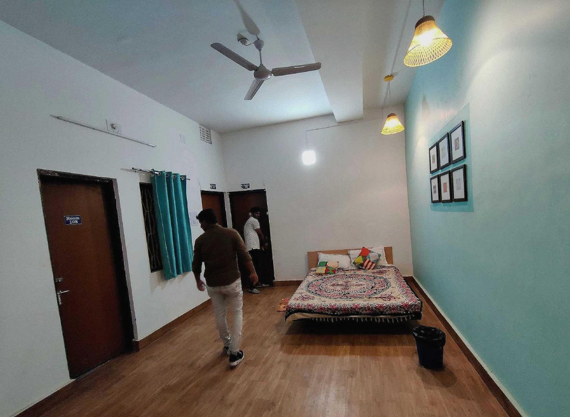 Hotel O Housefull Residency Khandagiri Exterior photo